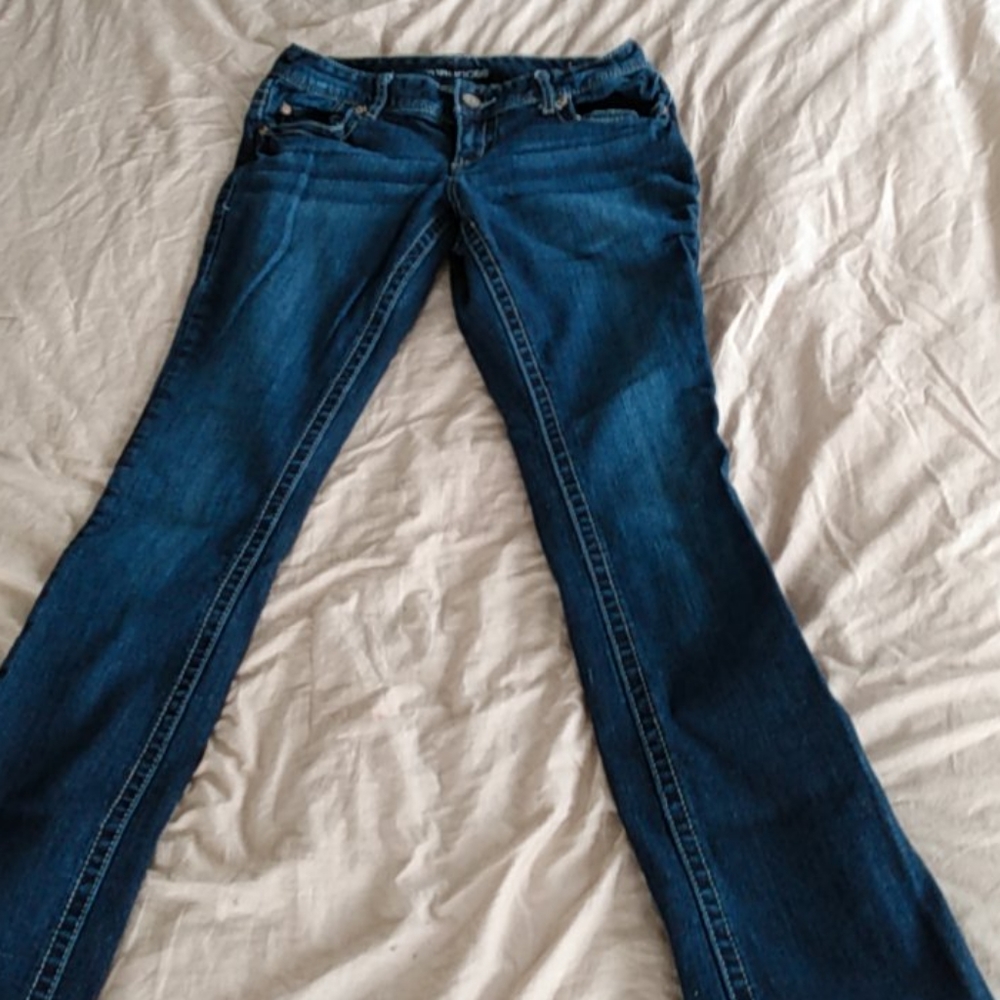 Maurices jeans